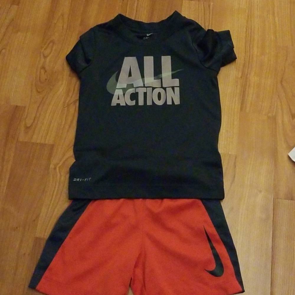 Boys 2-3 years nike dri fit outfit